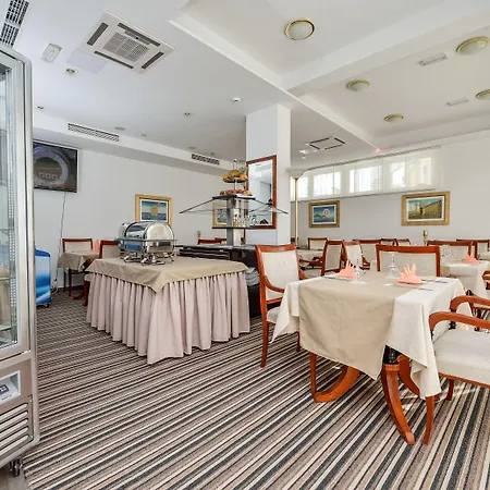 Hotel Zadar 4* זאדאר