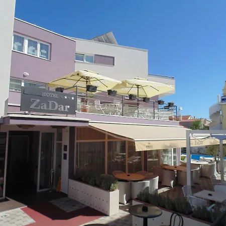 מלון Hotel Zadar 4*