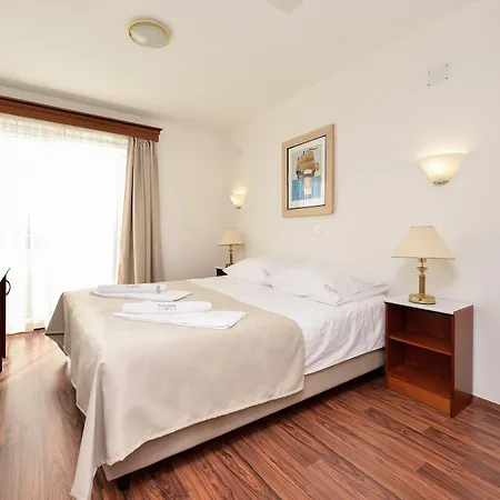 Hotel Zadar 4* 자다르