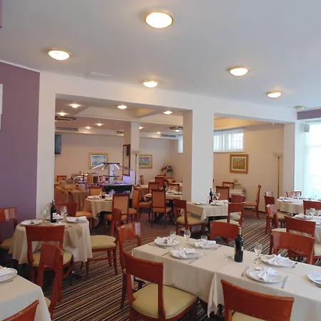 Ξενοδοχείο Hotel Zadar