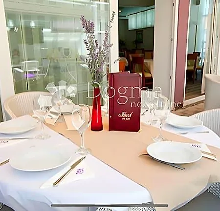 Hotel Zadar 4*