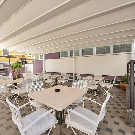 호텔 Hotel Zadar