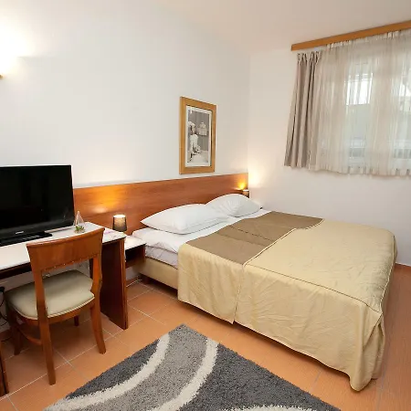 Hotel Zadar 호텔 자다르