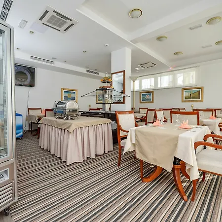 호텔 Hotel Zadar