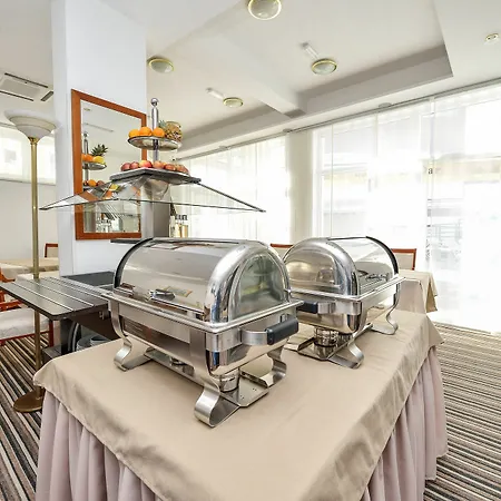 Hotel Zadar 4* 자다르