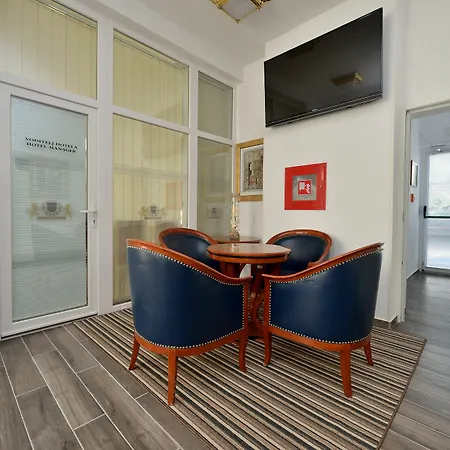 Hotel Zadar 호텔 4*