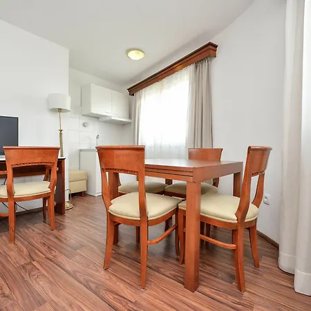 Hotel Zadar 4* 자다르