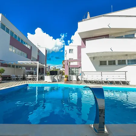 Hotel Zadar 호텔 4*